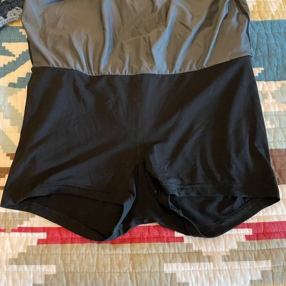 Columbia swim/ fish skirt (lined) SMALL - Picture 6 of 7